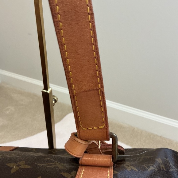 Louis Vuitton Monogram Large Tote 45 Boston with COA - Picture 5 of 6